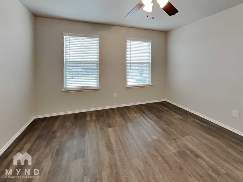 Building Photo - 13019 Lineberry Ln
