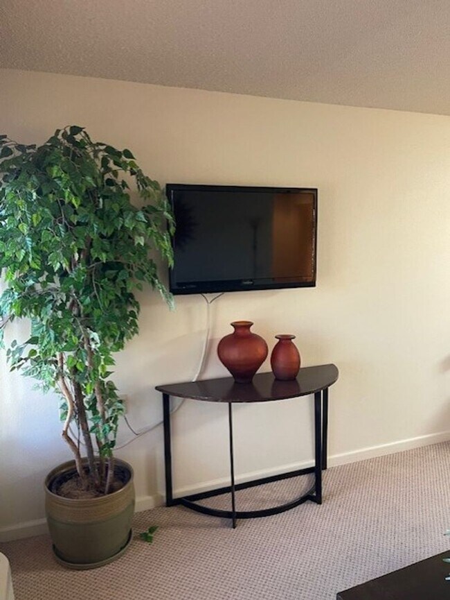 Building Photo - Highland Estates Resorts