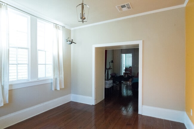 Building Photo - 1116 Mandeville St