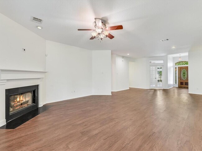 Building Photo - 14804 Staked Plains Loop