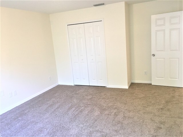 Building Photo - 12639 Longcrest Dr