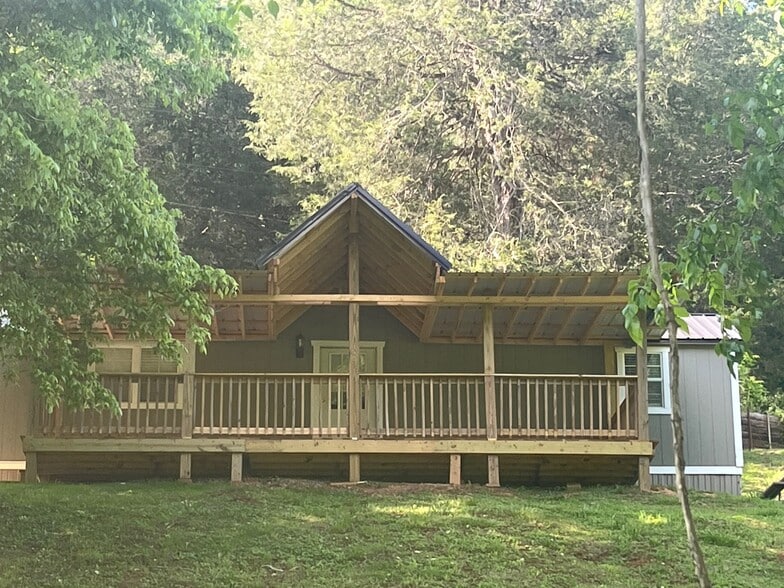 Primary Photo - 1470 Gulley River Rd