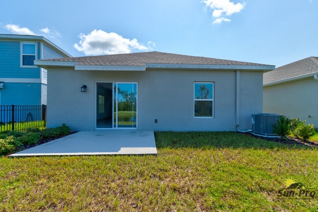 Building Photo - 2123 Green Valley St