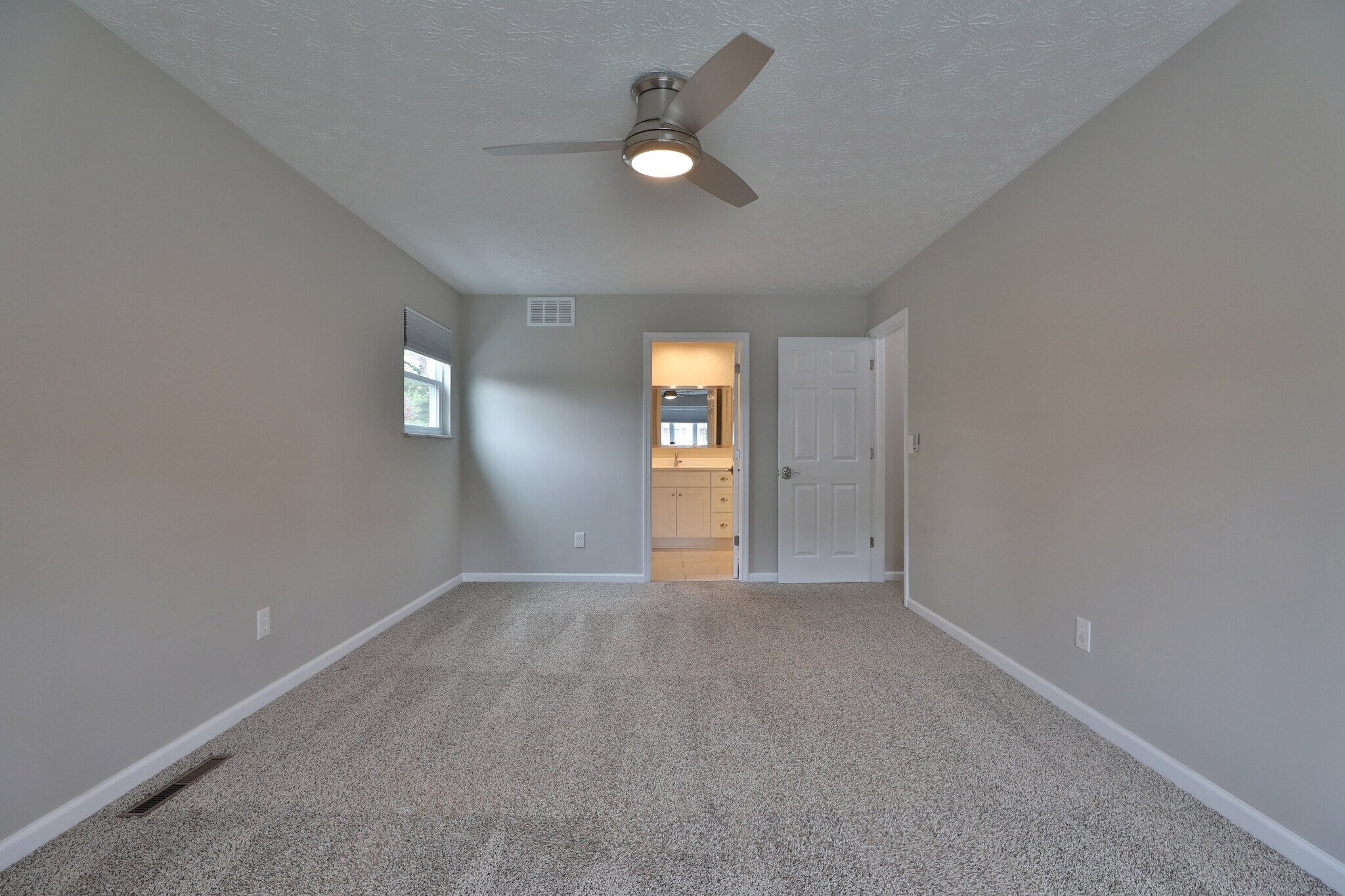 Building Photo - 7002 Wethersfield Pl