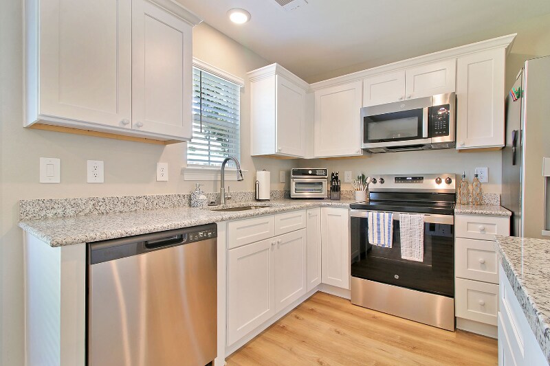 Building Photo - 101 Coral Breeze Drive