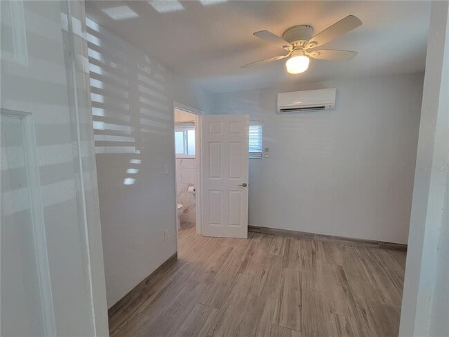 Building Photo - 605 69th Ave