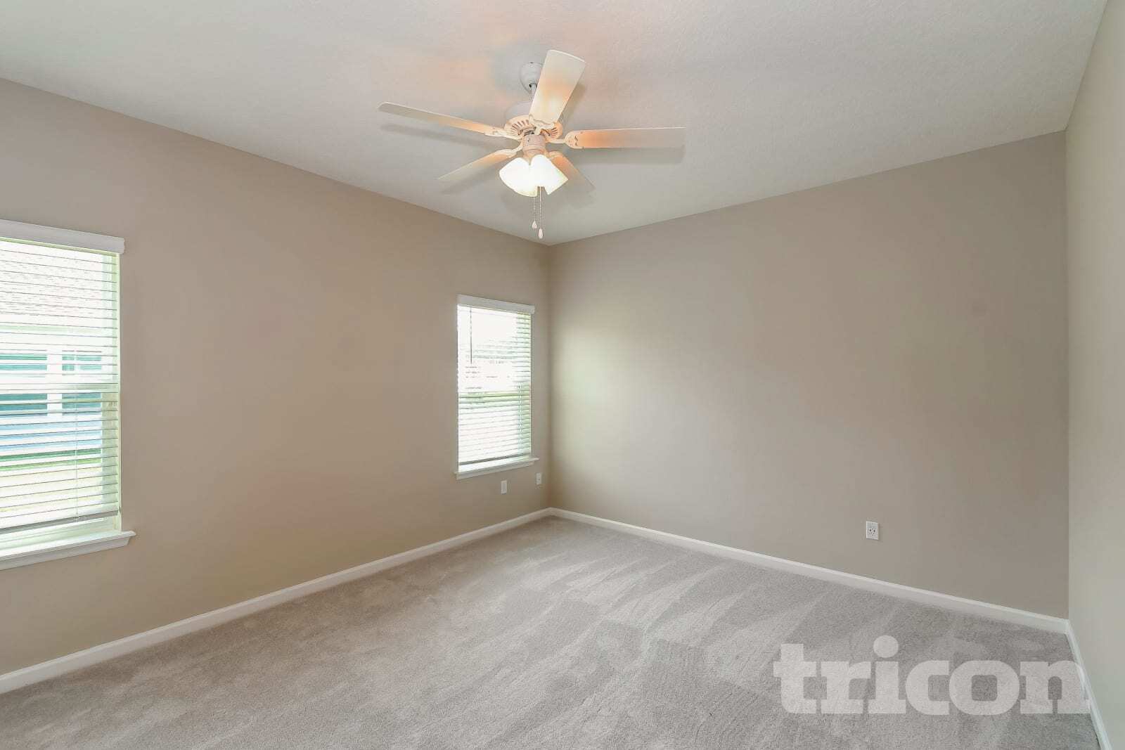 Building Photo - 10226 Pavnes Creek Dr