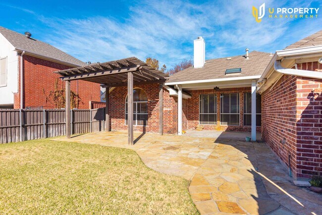 Building Photo - What's special