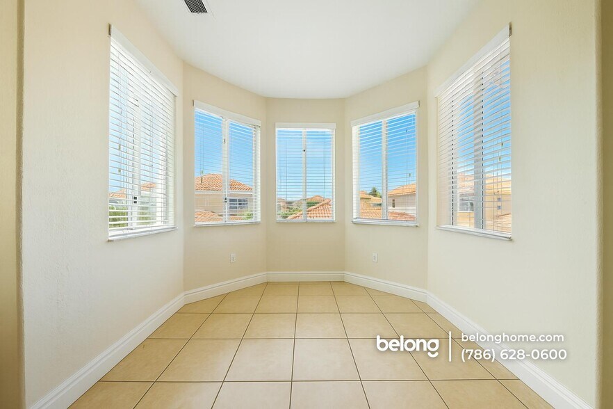 Building Photo - 15386 SW 21 Ln