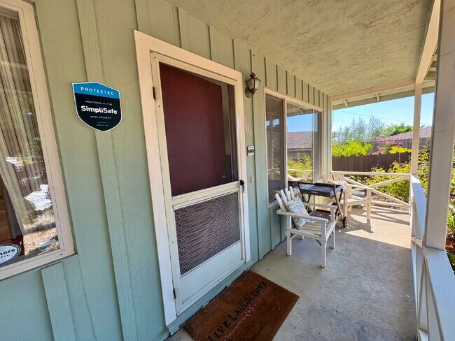 Building Photo - Peaceful Charmer Single-Story Retreat in Vallejo