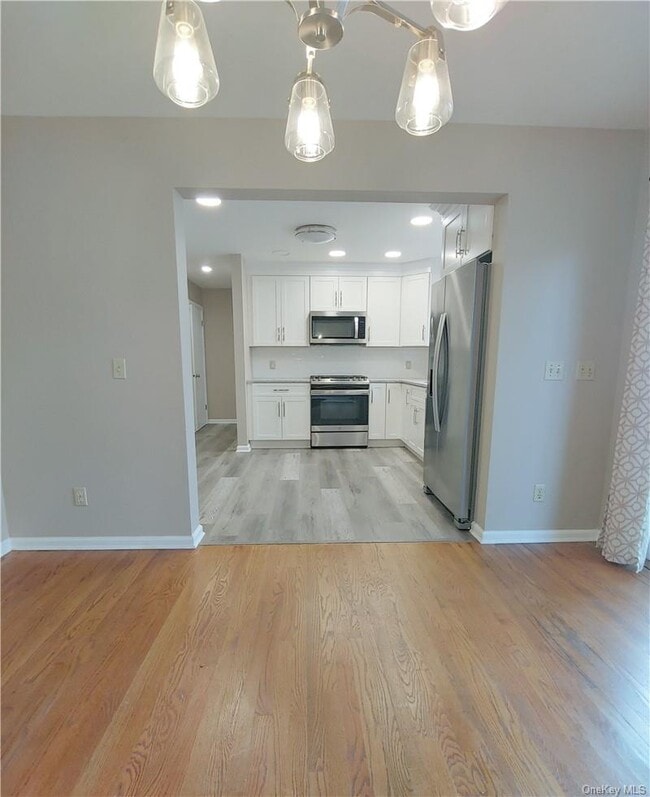 Building Photo - 3 Teneyck Ave