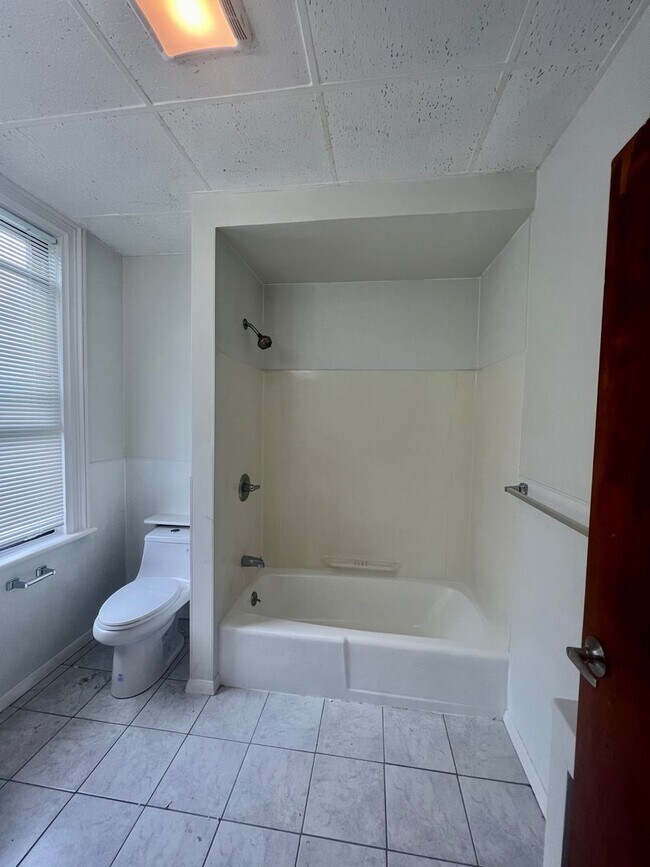 Building Photo - 54 N Washington St