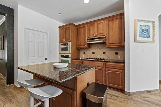 Building Photo - 2809 Rio Mesa Dr