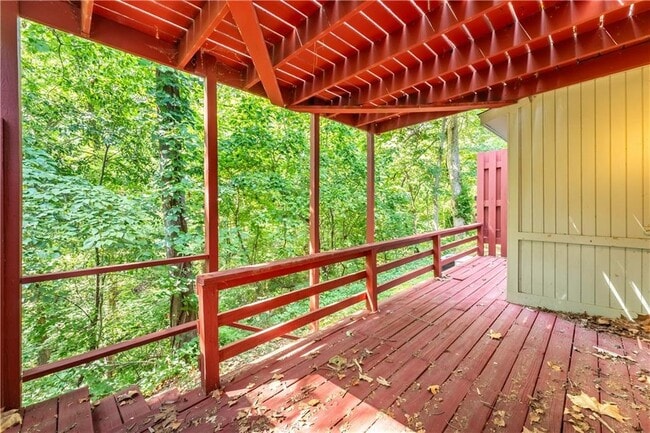 Building Photo - 26 Dogwood Cir