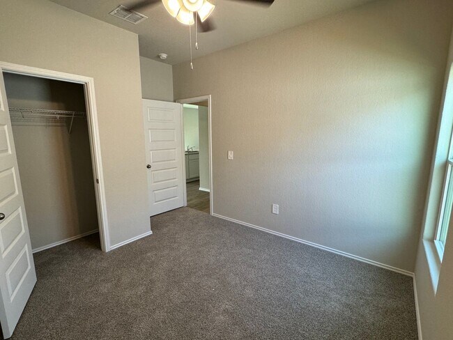 Building Photo - Brand New Single-Story NBTX Home!
