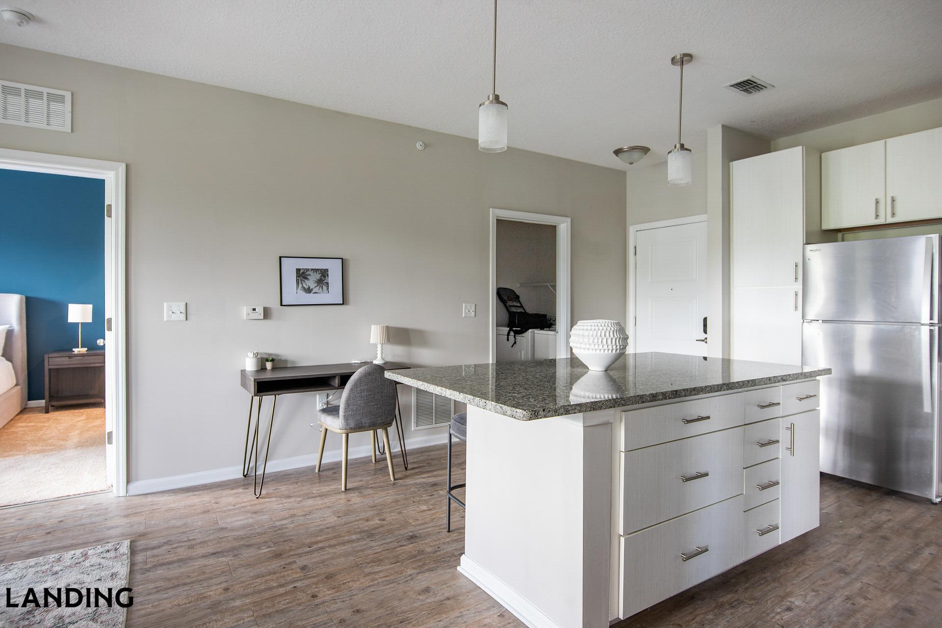 Building Photo - 2300 Tapestry Park Dr