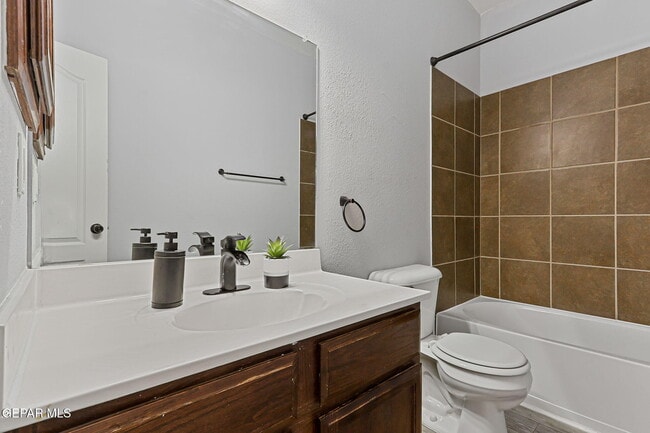 Building Photo - 7213 Copper Trail Ave