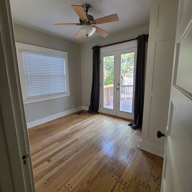 Building Photo - Diamond Duplex