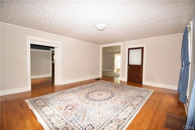 Building Photo - 130 W Remington St