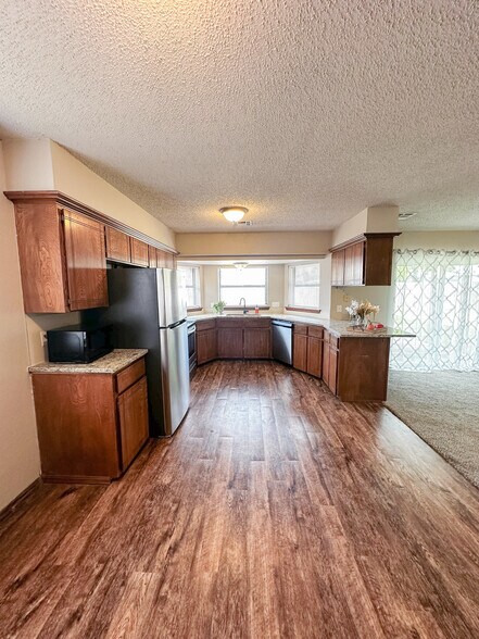 Building Photo - 4714 SE 47th St