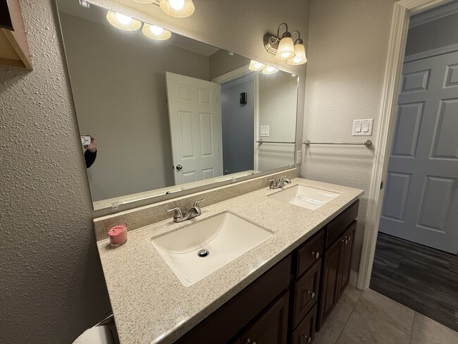 Building Photo - 210 Worthey Trail