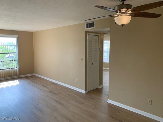 Building Photo - 6142 Whiskey Creek Dr