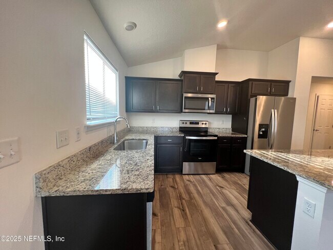 Building Photo - 463 Red Dahlia Ln