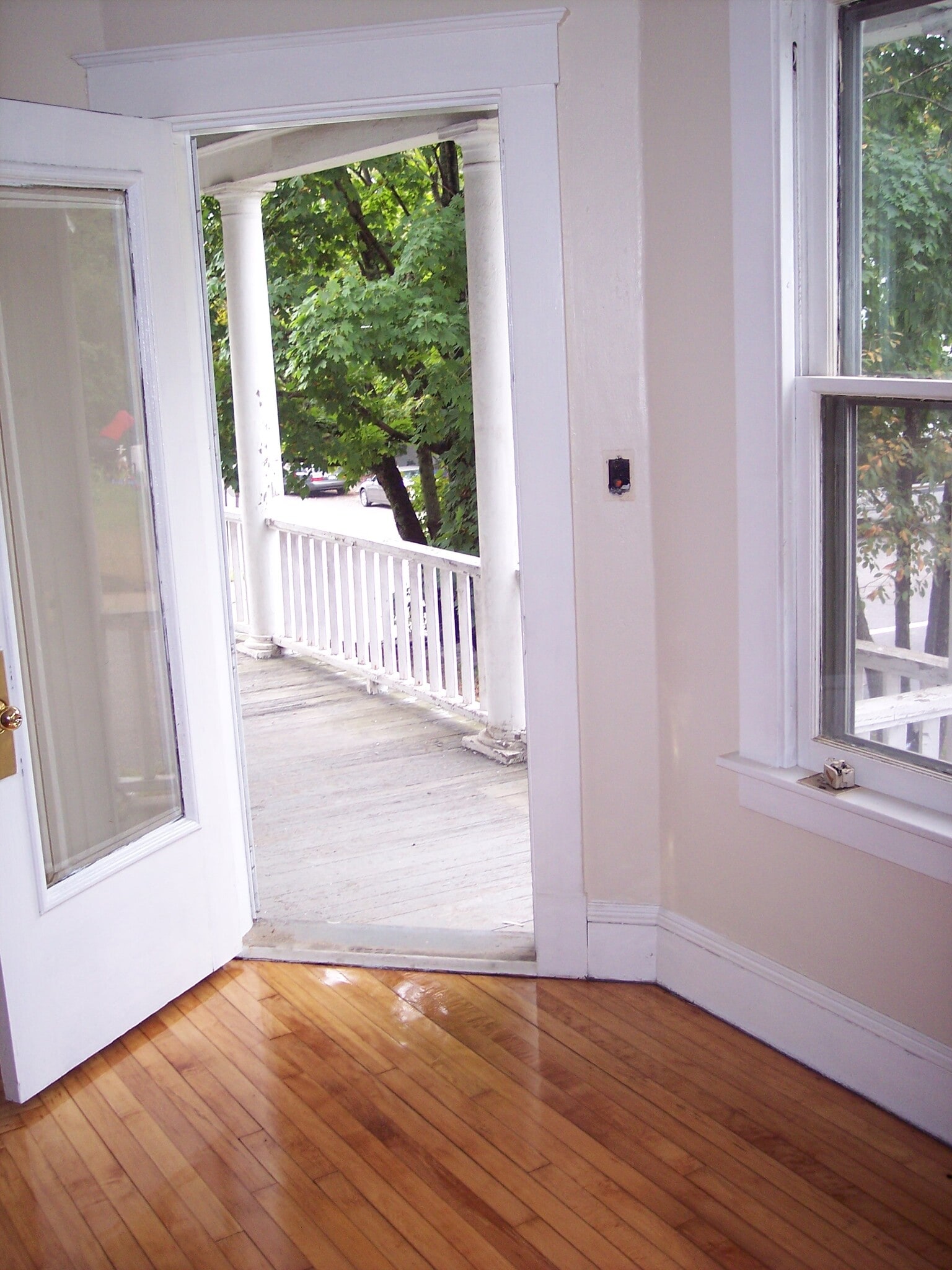 341 Unit 10 - 341 Valley St