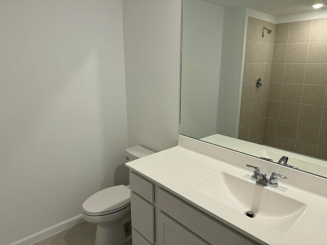 Building Photo - 5892 NW Sweetwood Dr