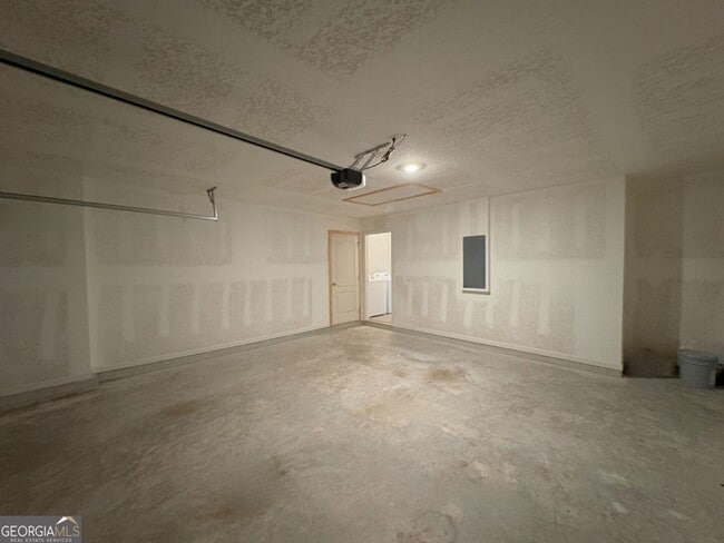 Building Photo - 312 Chinquapin Dr