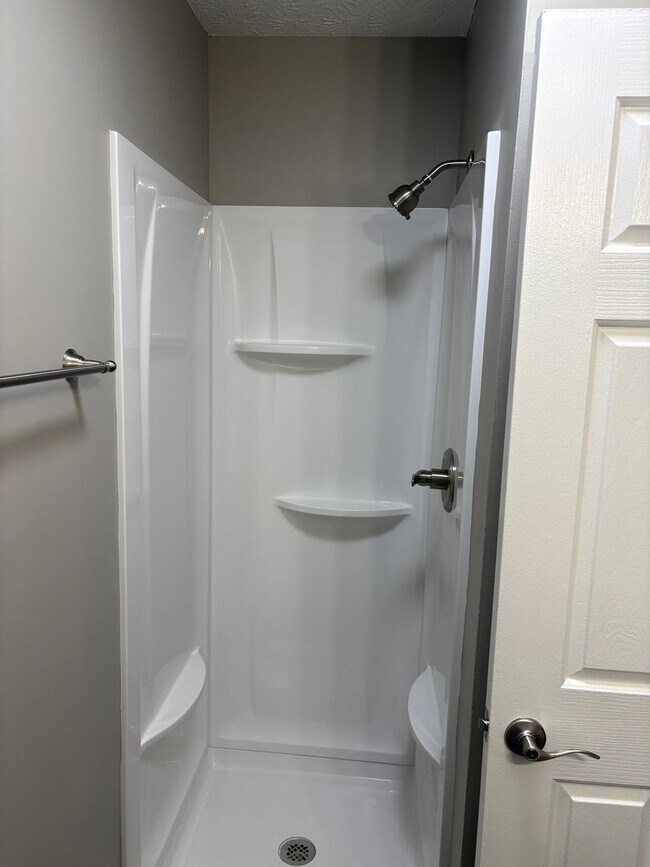 Building Photo - 1009 Blackwell Ct