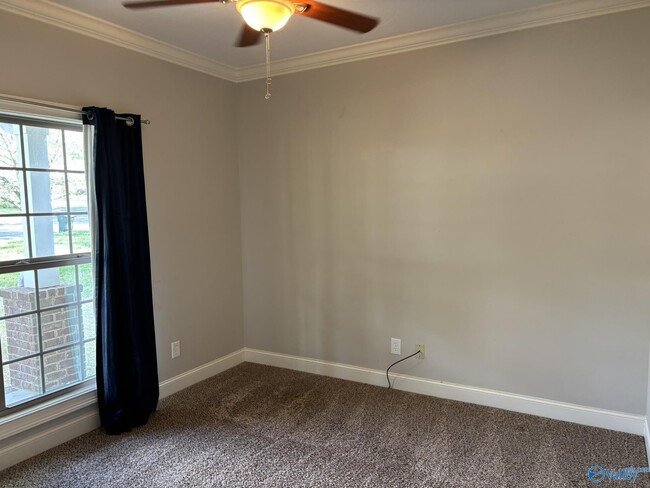 Building Photo - 317 Rosemont Rd SE