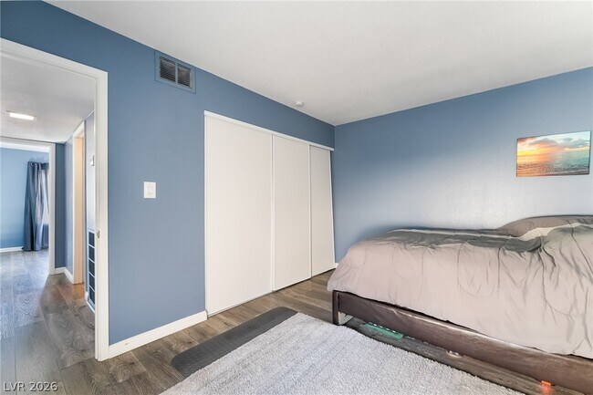 Building Photo - 4391 Gannet Cir