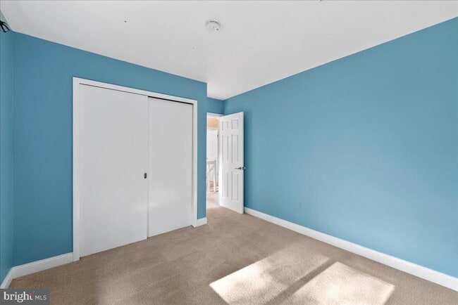 Building Photo - 2224 Glencourse Ln