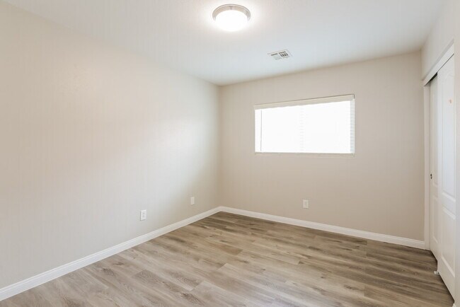 Building Photo - 6728 Boston Tea St