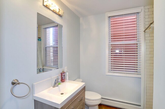 Building Photo - 169 Ogden Ave.