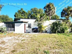 Building Photo - 1207 N Pine Hills Rd