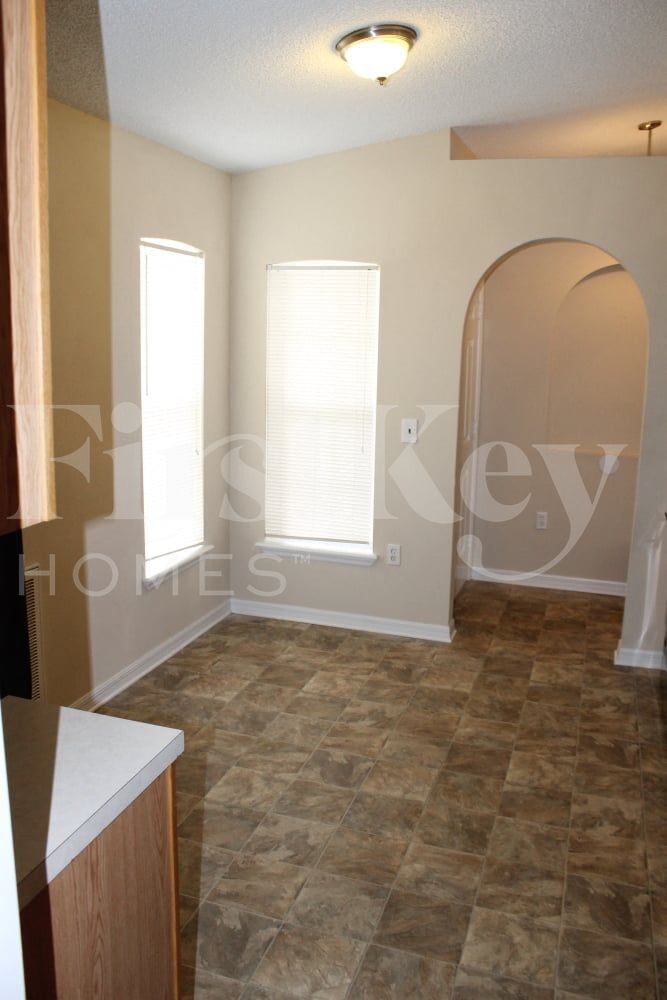 Building Photo - 7395 Edenfield Park Rd