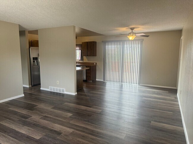 Building Photo - 4103 Everton Dr