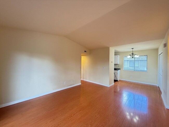 Building Photo - Fremont- Newly Upgraded, 2 Bed 2 Bath Cond...