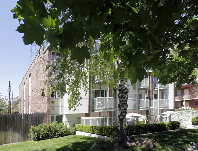 Building Photo - Capitol Reef Apartments