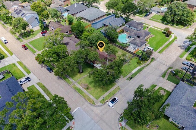 Building Photo - 427 Whitecap Dr