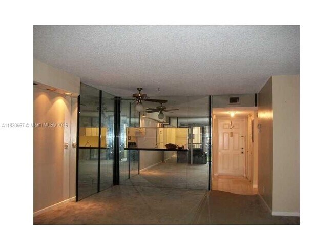 Building Photo - 6575 W Oakland Park Blvd