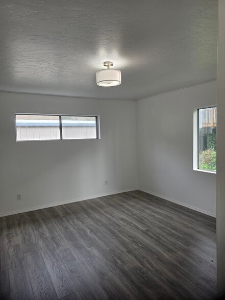 Bedroom - 1047 Wharf St