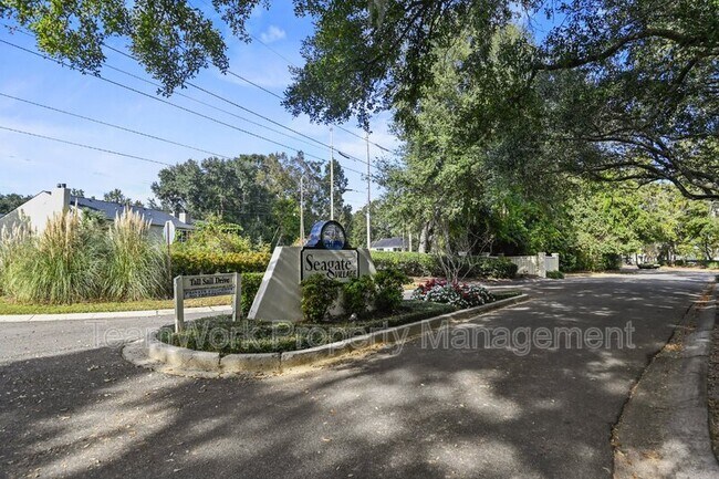 Building Photo - 2311 Tall Sail Dr