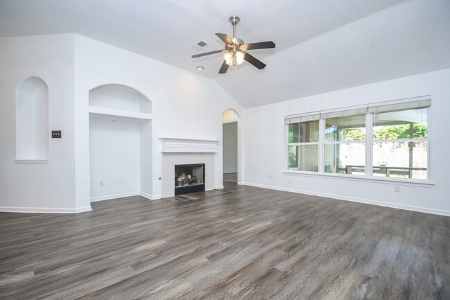 Building Photo - 3626 Stratford Town Ln