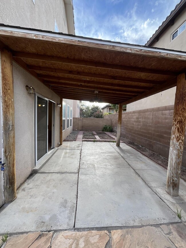 Building Photo - 7505 Treviso Ct NE