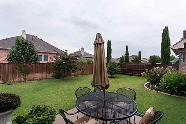 Building Photo - 9971 Knoll Trace Way