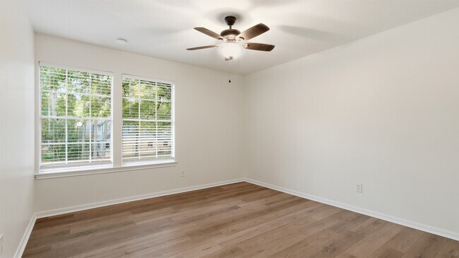 Building Photo - 2715 Wild Ridge Dr