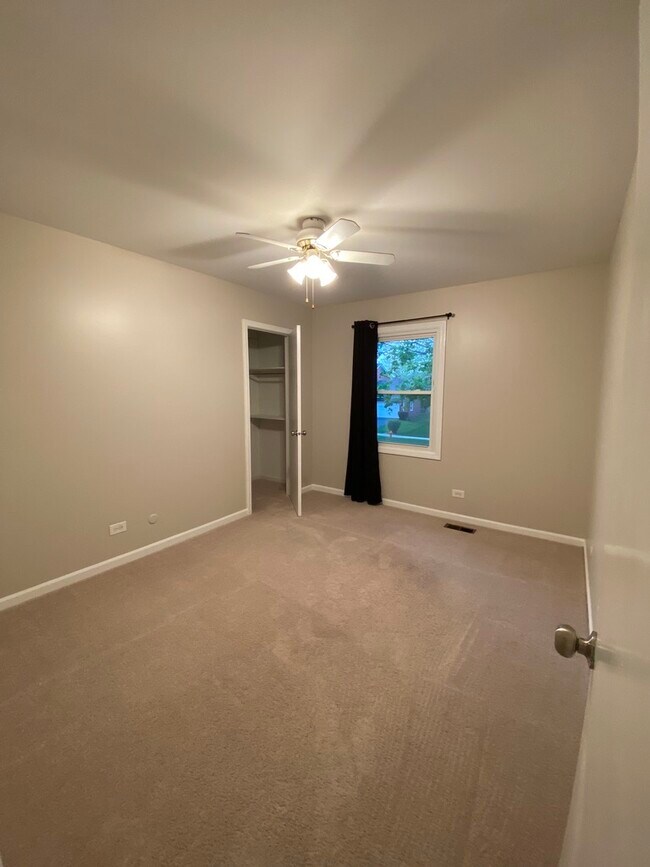 Building Photo - 1332 Culpepper Dr